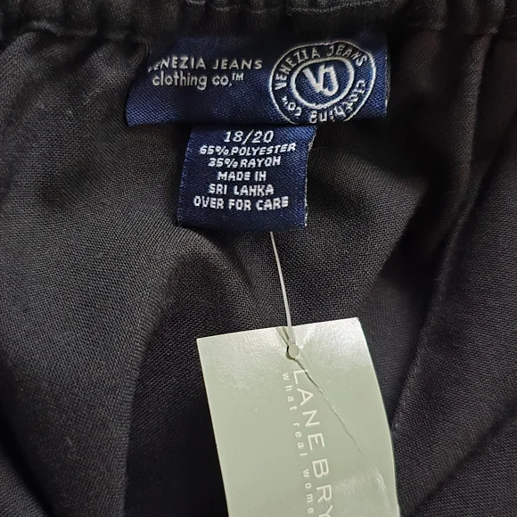 Venezia By Lane Bryant Women's Asymmetrical Skirt 18/20 NWT - Picture 2 of 4